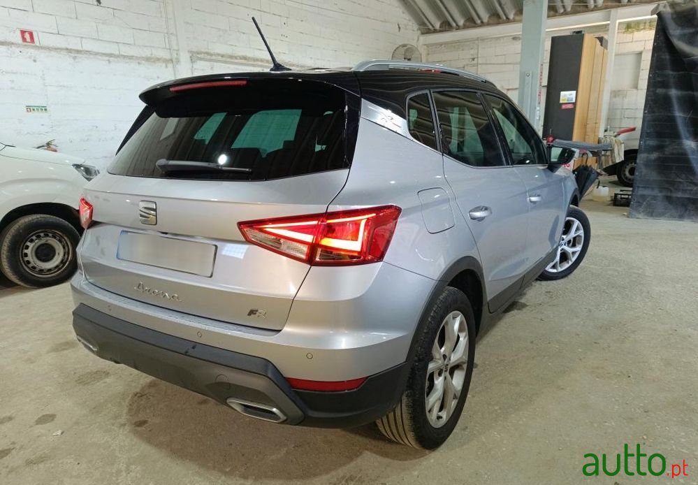 2021' SEAT Arona 1.0 Tsi Fr photo #3