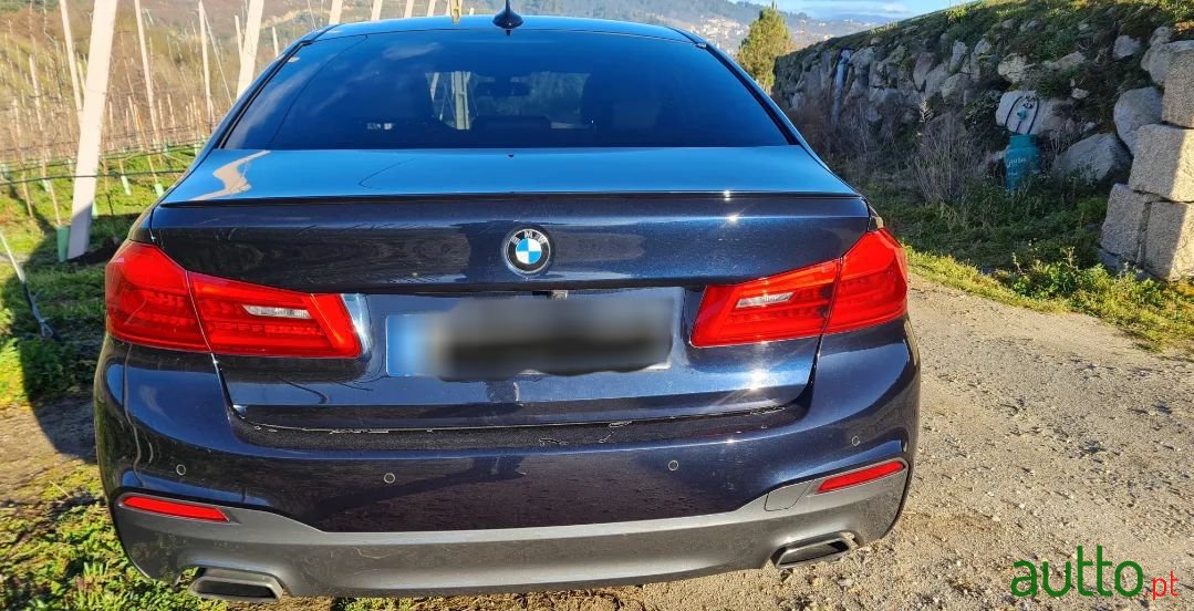 2017' BMW 530 photo #4