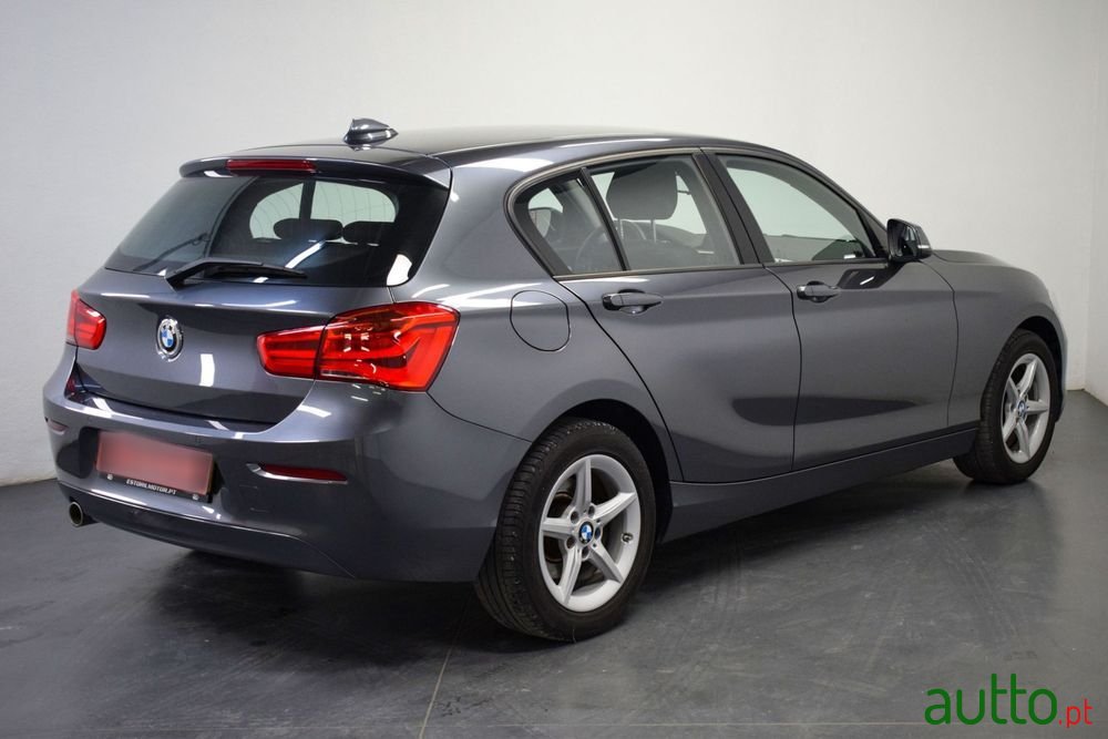 2019' BMW Série 1 D Advantage photo #3