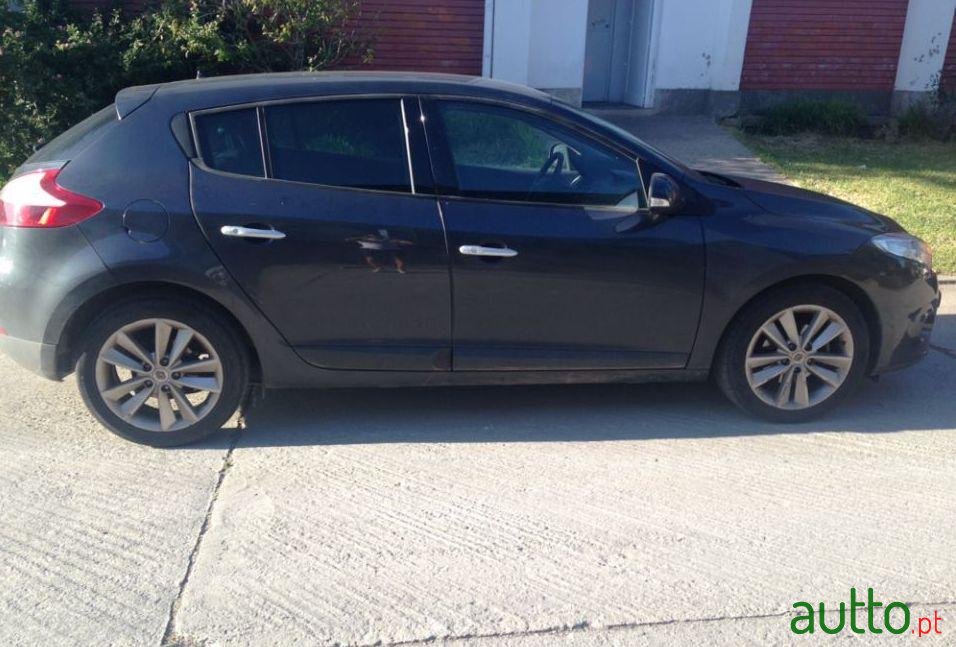 2008' Renault Megane Dynamique S photo #1