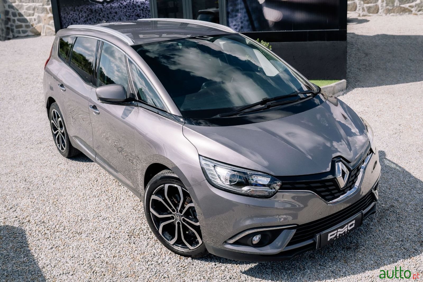 2019' Renault Grand Scenic photo #2