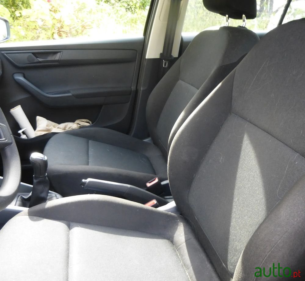 2019' Skoda Fabia 1.0 Active photo #6