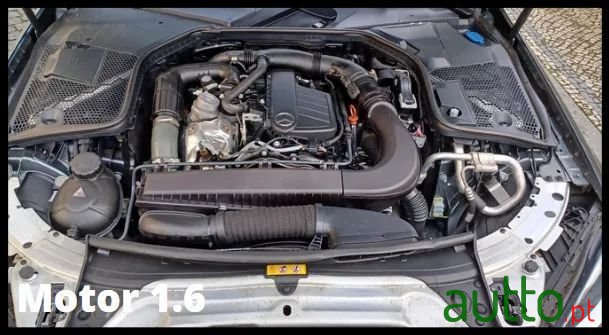 2016' Mercedes-Benz C-200 photo #4