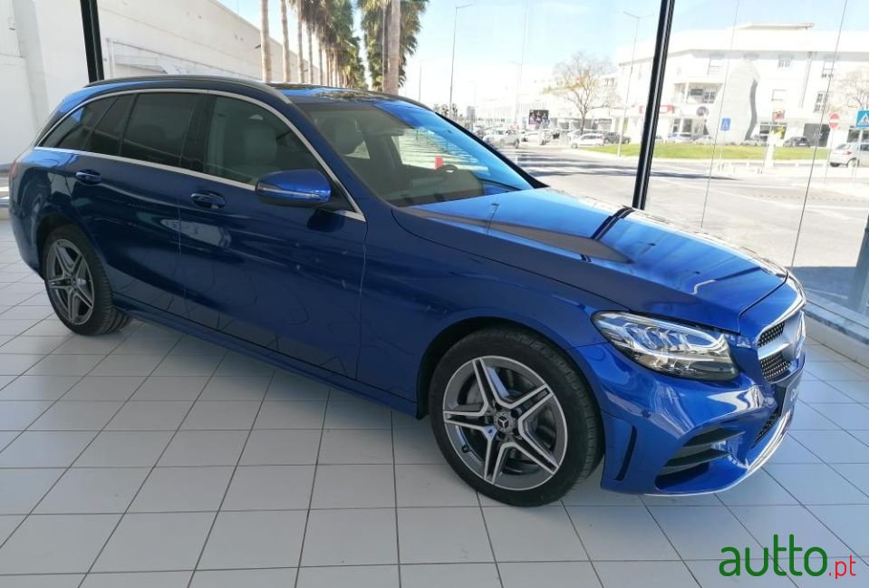 2020' Mercedes-Benz C-300 photo #1
