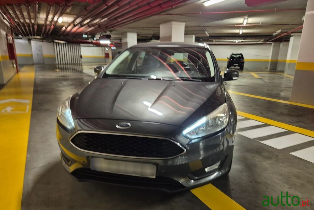 2017' Ford Focus Sw photo #3