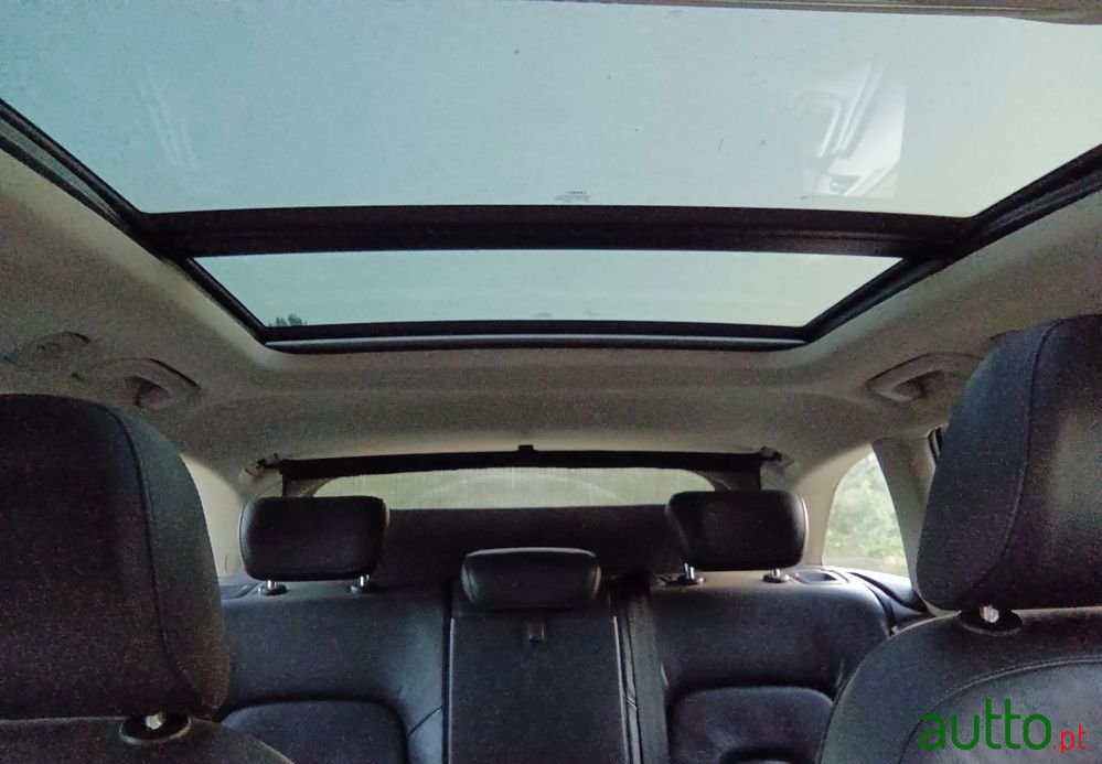 2010' Audi A4 Avant photo #6