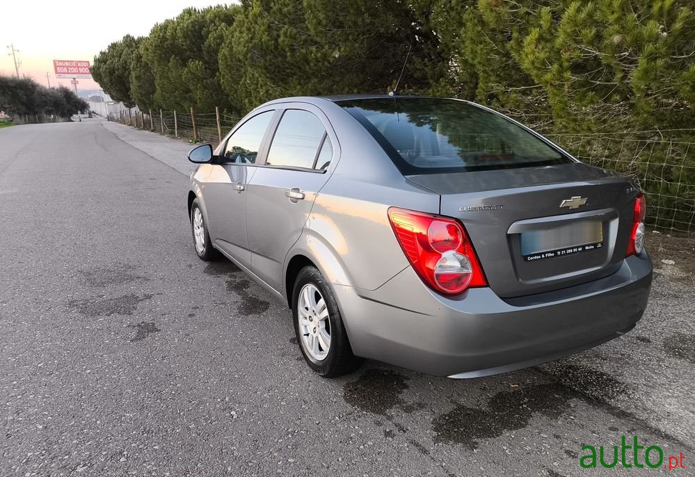2011' Chevrolet Aveo 1.2 Lt Eco photo #2