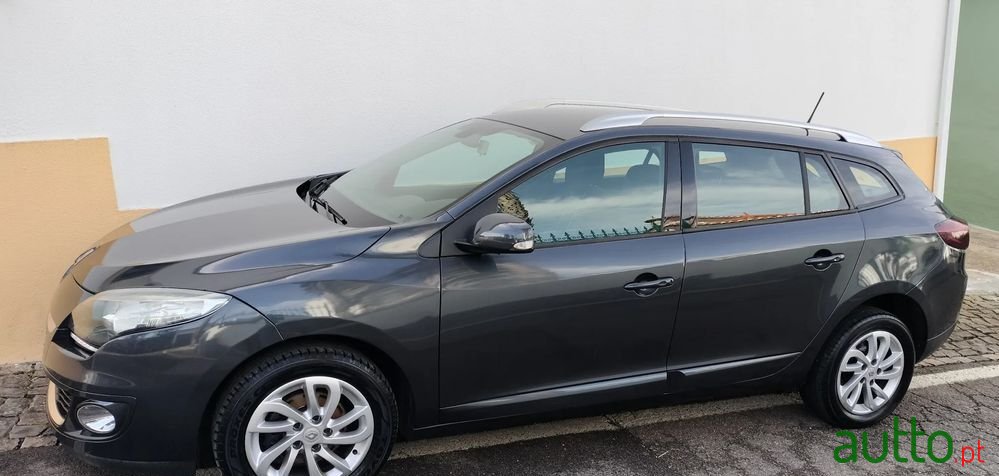 2013' Renault Megane Sport Tourer photo #1