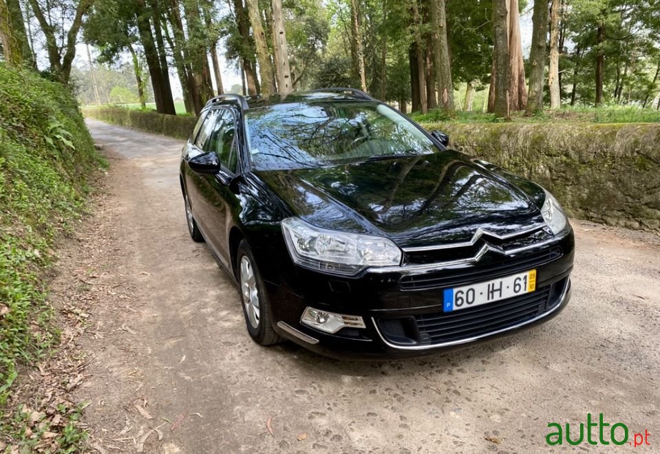 2009' Citroen C5 Tourer photo #2