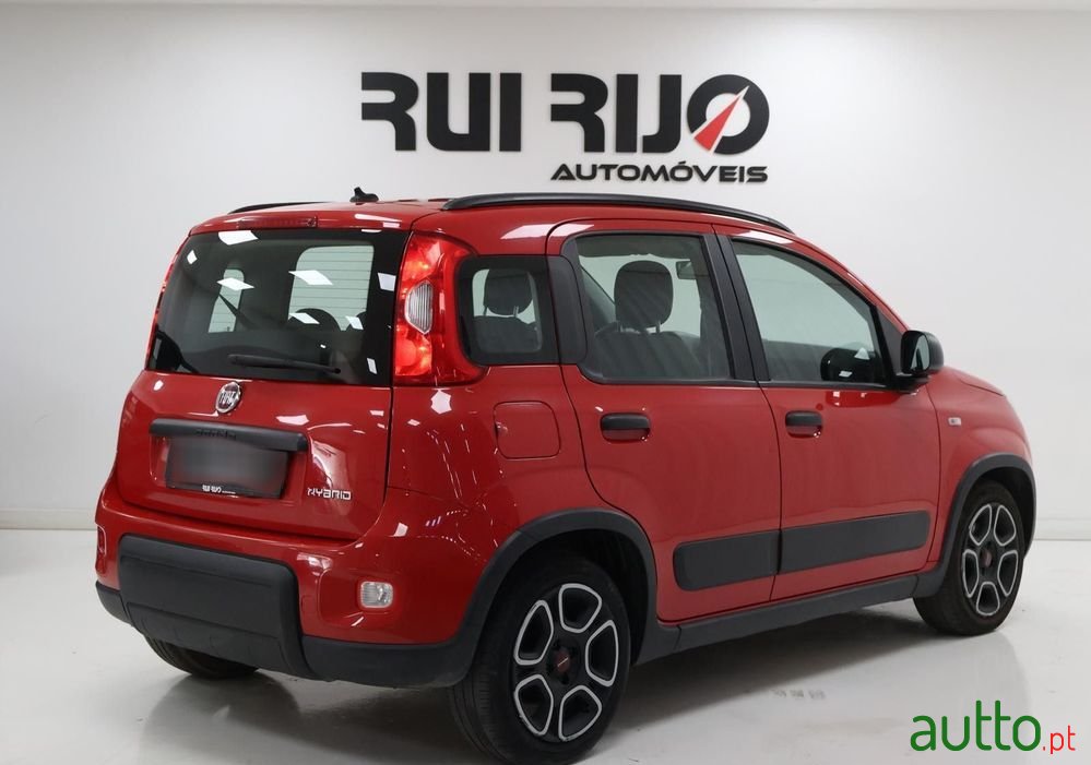 2022' Fiat Panda photo #2