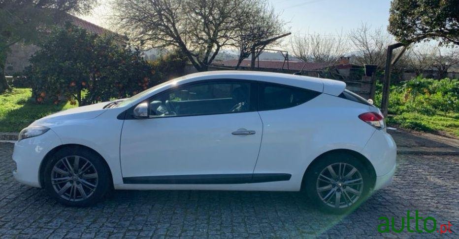 2011' Renault Megane Gt-Line photo #3