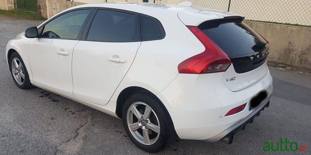 2012' Volvo V40 1.6 D2 photo #2