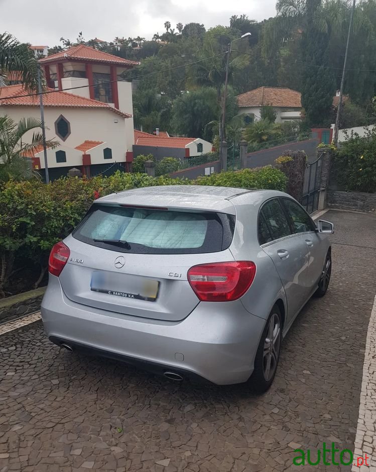 2014' Mercedes-Benz Classe A photo #5