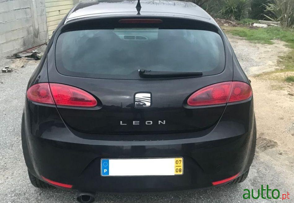 2008' SEAT Leon photo #1