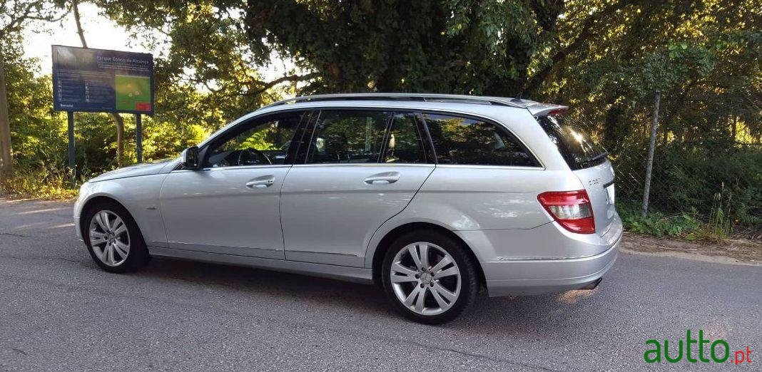 2008' Mercedes-Benz C-220 photo #1