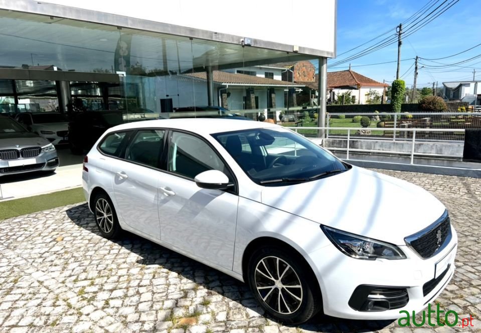 2018' Peugeot 308 Sw photo #3