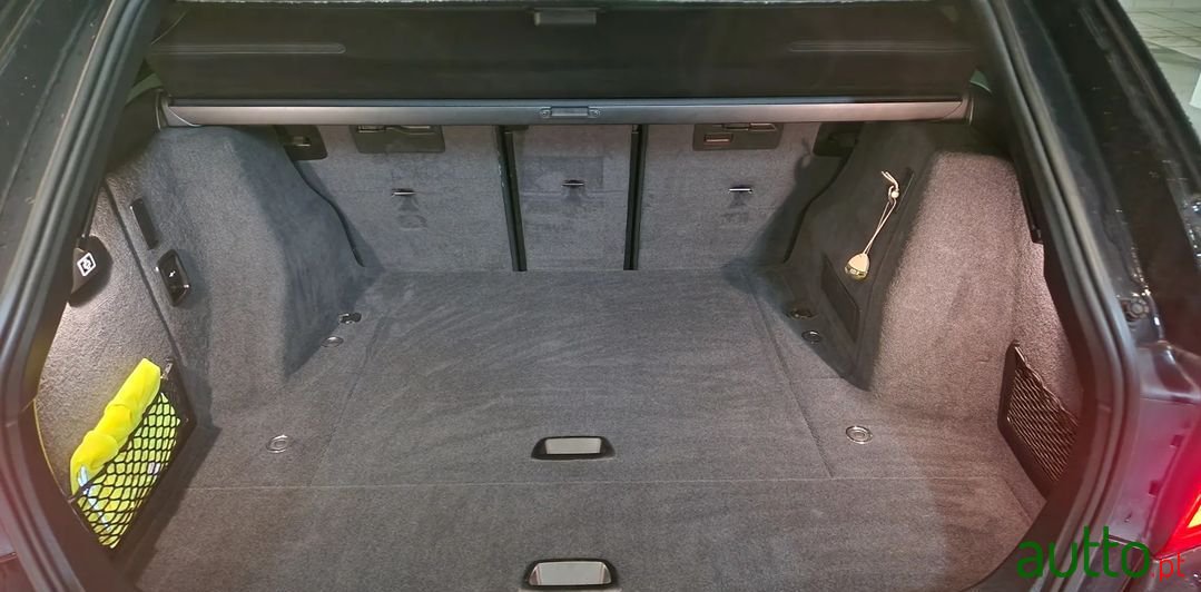 2014' BMW 320 photo #5