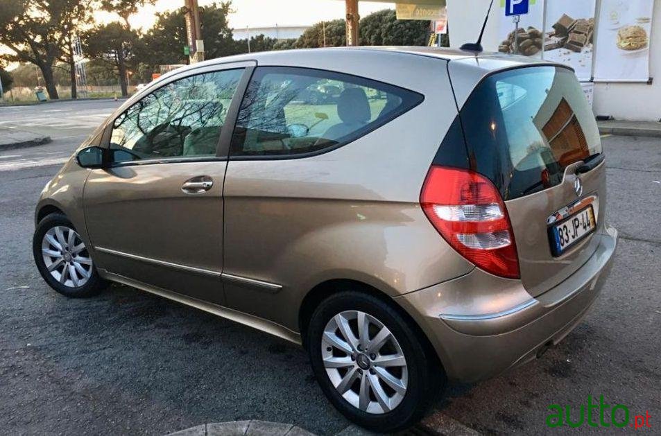 2005' Mercedes-Benz A-150 Coupe Elegance photo #1