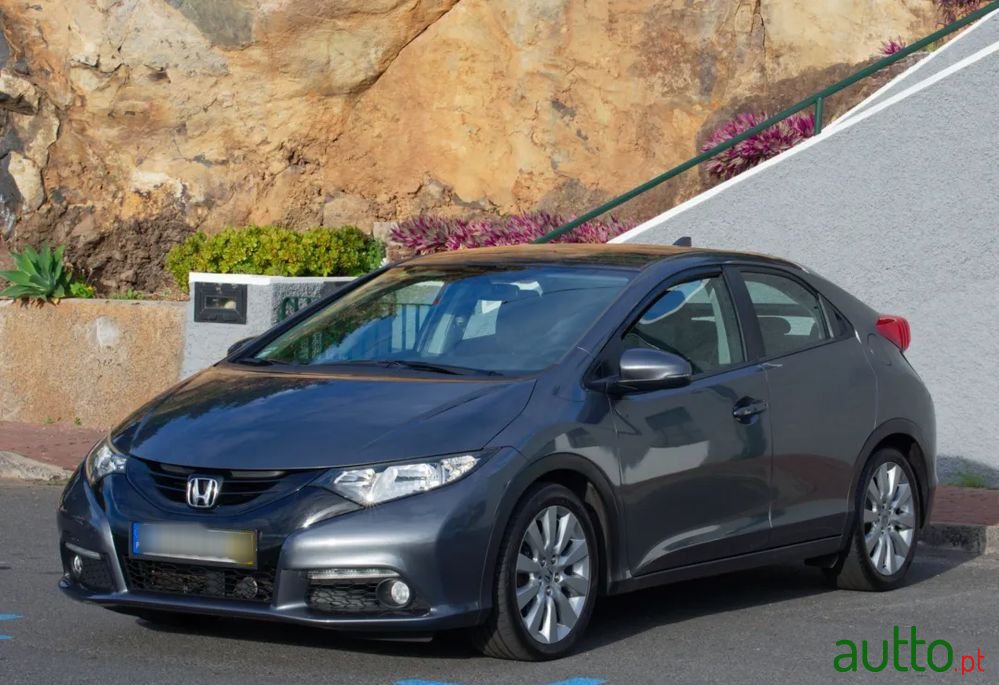 2012' Honda Civic 2.2 I-Dtec Sport photo #1