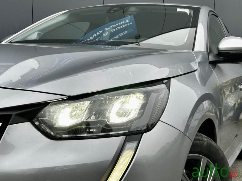 2021' Peugeot 208 1.2 Puretech Active photo #4