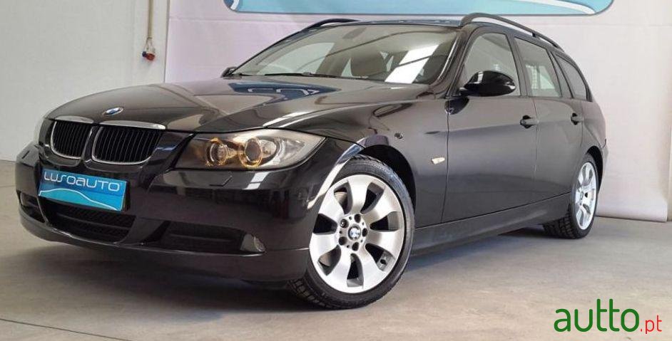 2008' BMW 320 photo #1