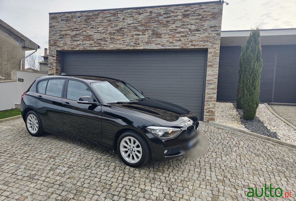 2013' BMW 116 I Urban Line photo #3