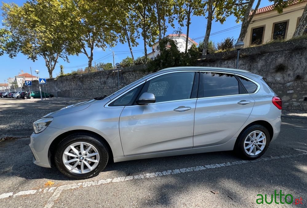 2016' BMW Série 2 D Advantage Auto photo #3