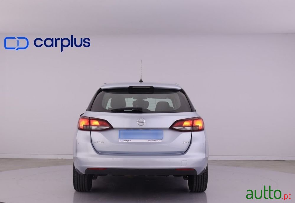 2017' Opel Astra 1.6 Cdti Edition S/S photo #6