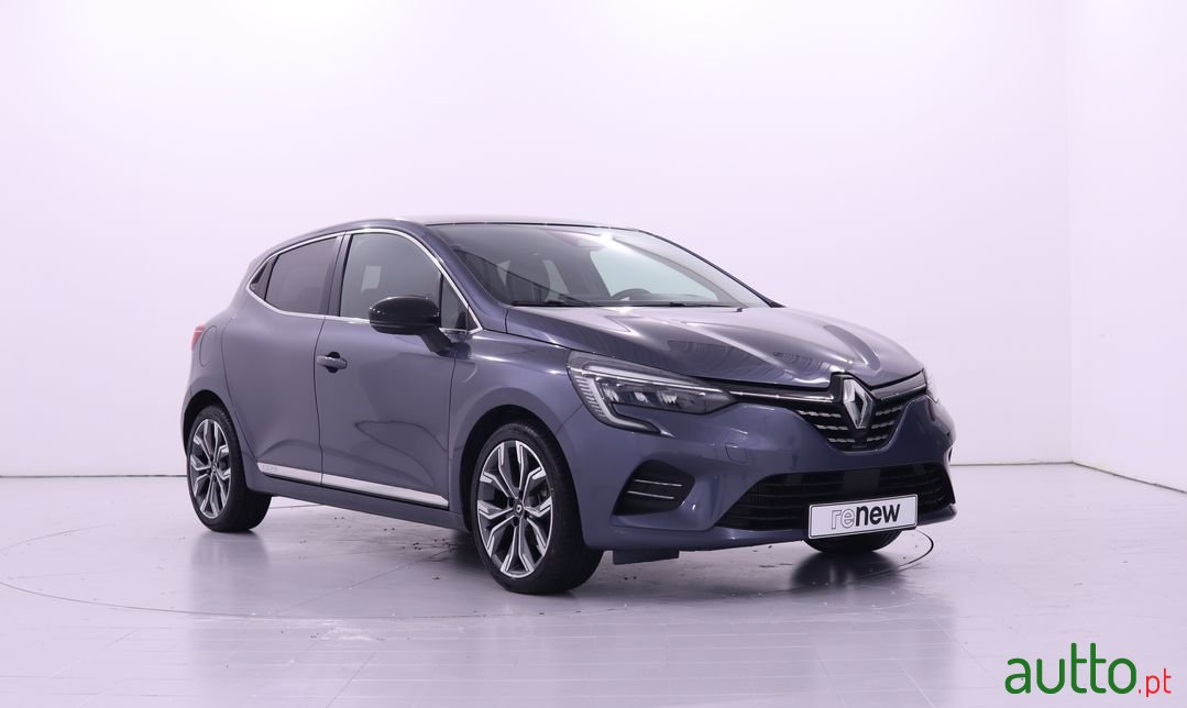 2021' Renault Clio photo #1