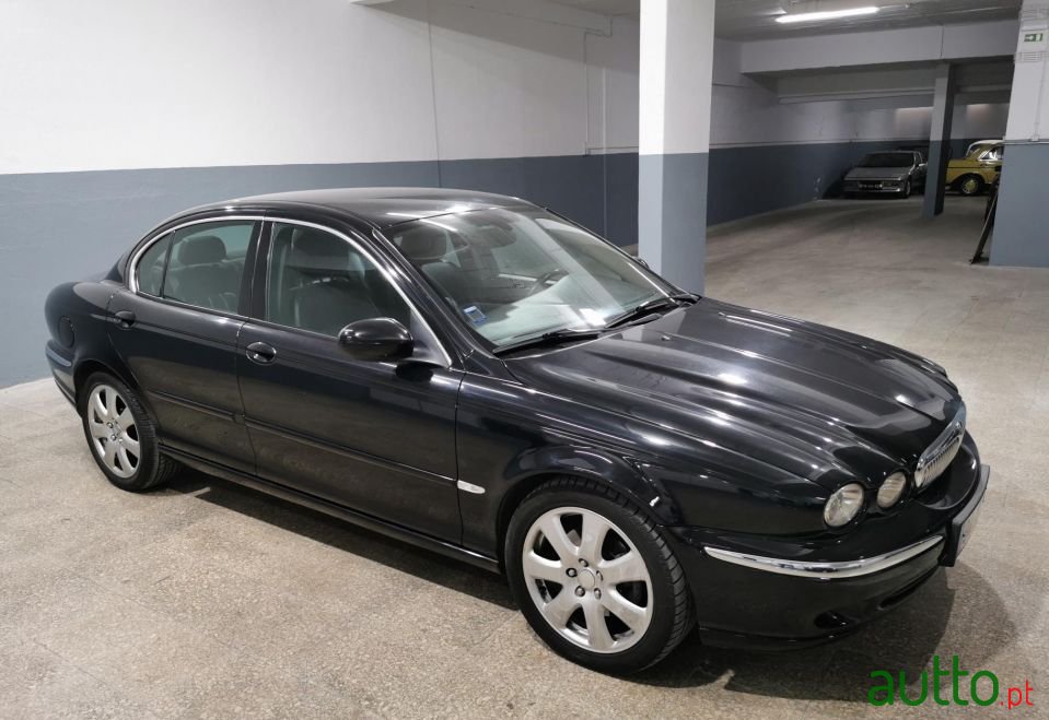 2004' Jaguar X-Type photo #3