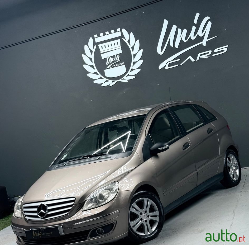 2009' Mercedes-Benz Classe B Autotronic photo #3
