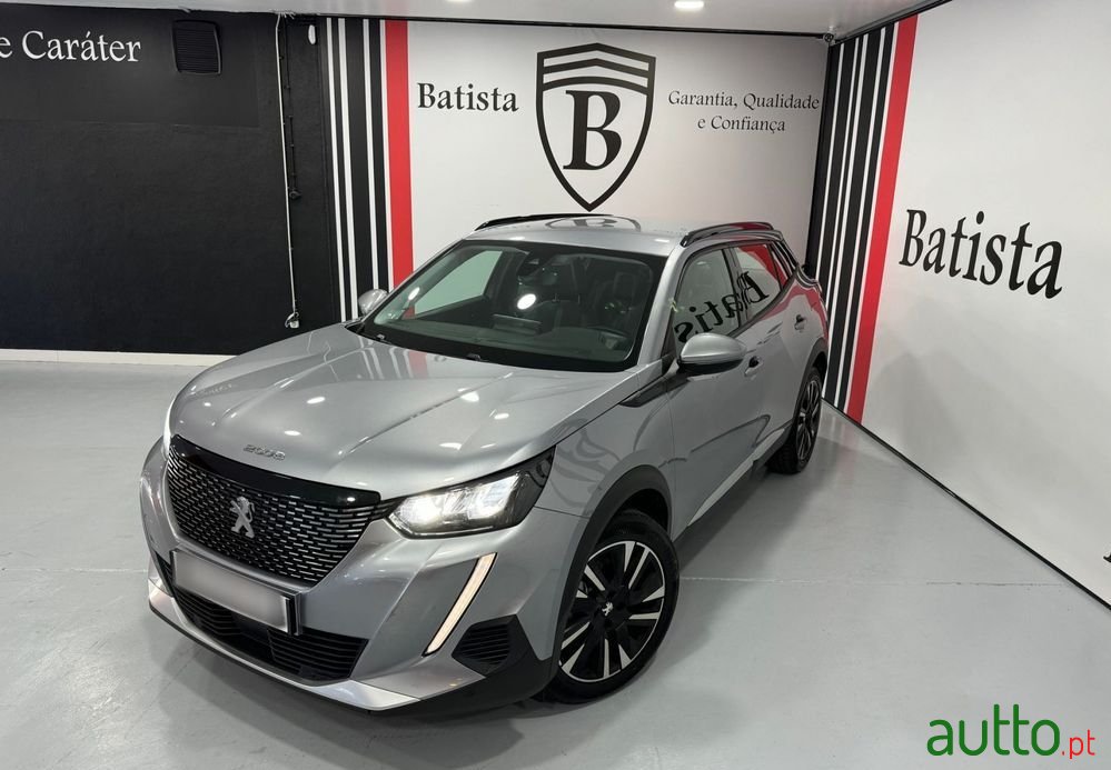 2020' Peugeot 2008 photo #2