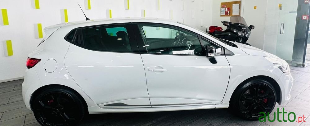 2014' Renault Clio photo #5