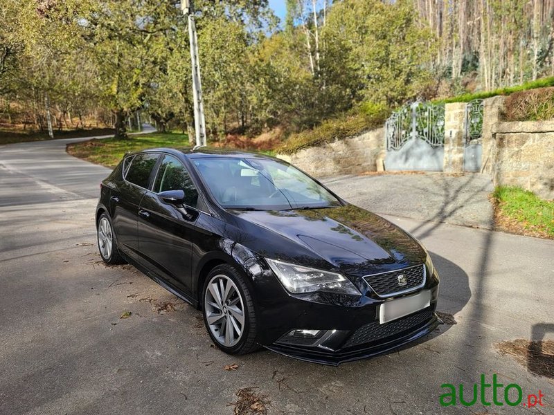 2014' SEAT Leon 1.6 Tdi Style S/S photo #2