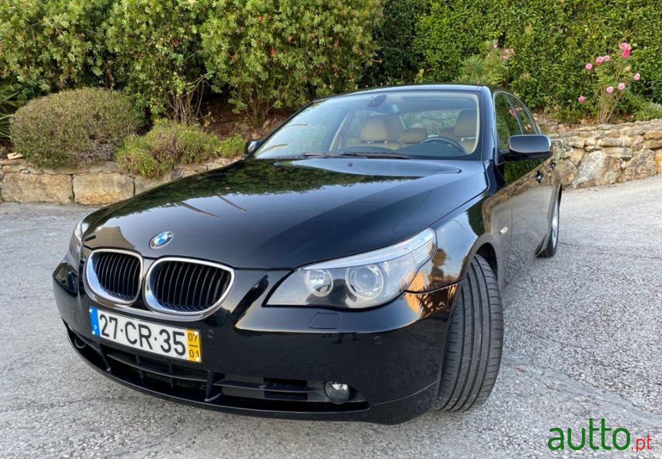 2007' BMW 520 photo #1