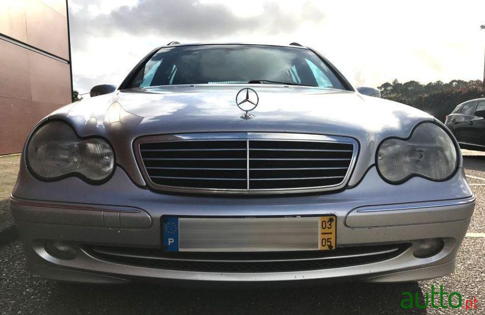 2003' Mercedes-Benz C-220 Cdi Avantgarde photo #1