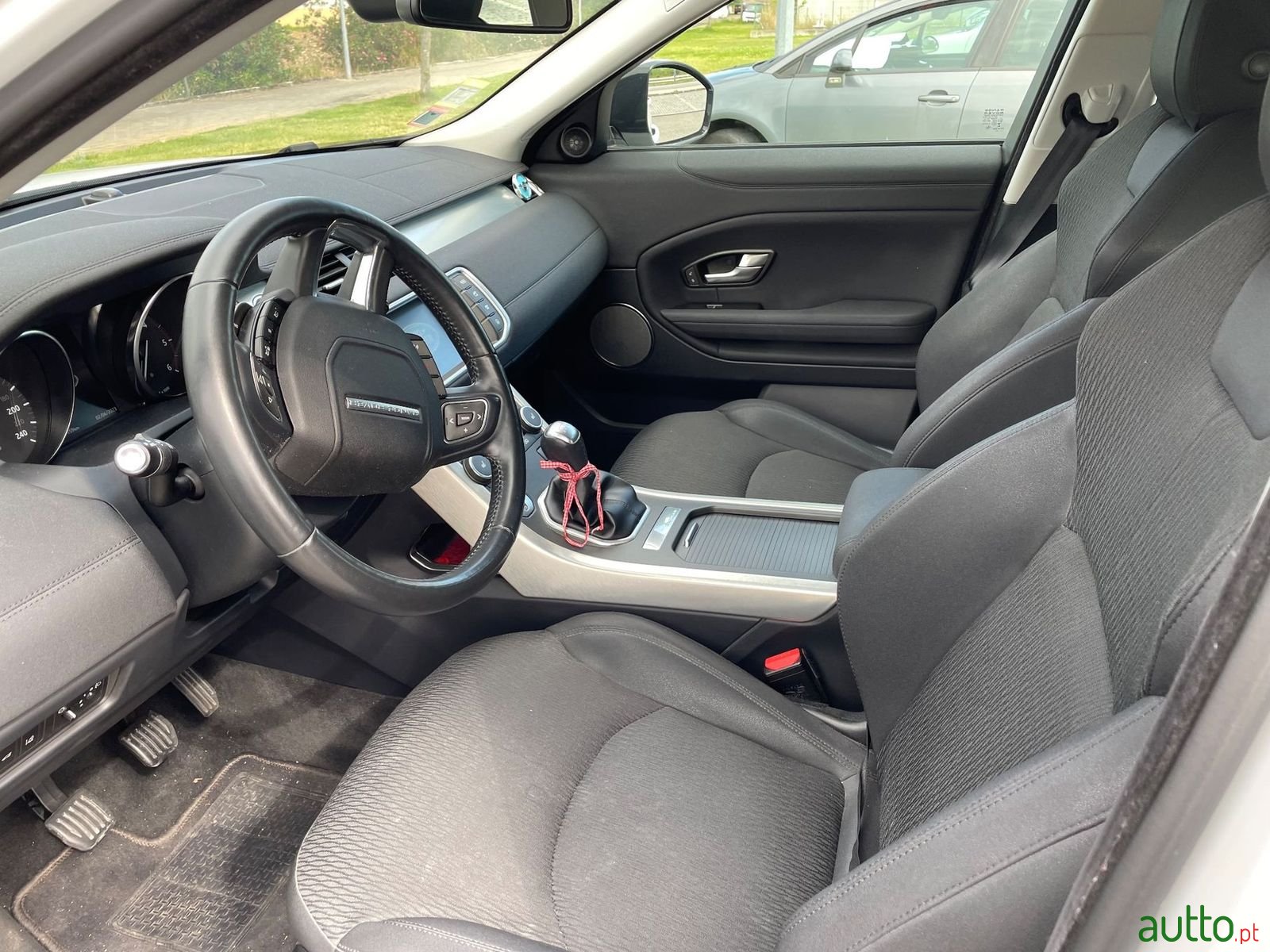 2018' Land Rover Evoque photo #6