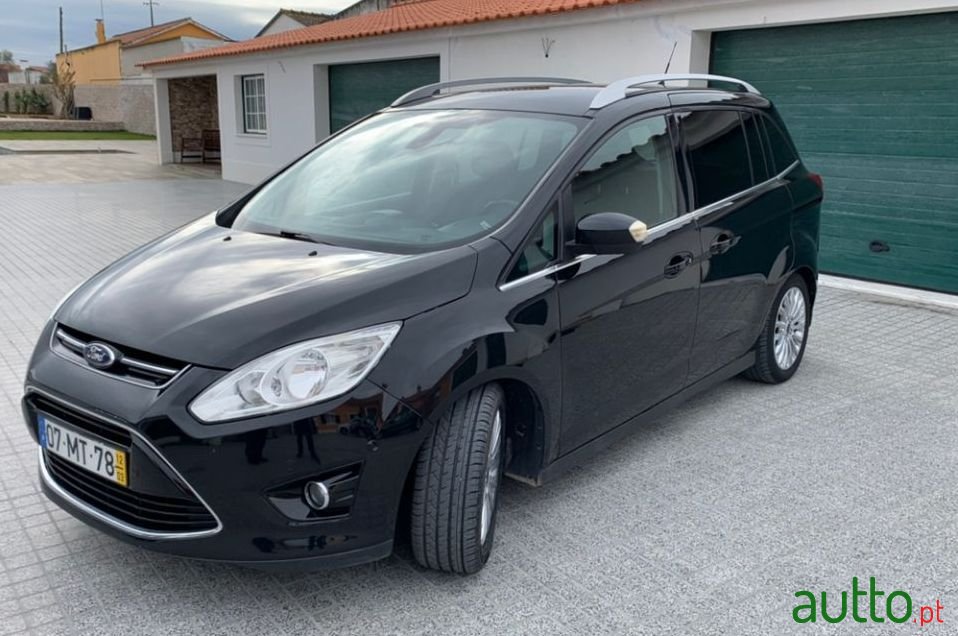 2012' Ford C-MAX 7 Lugares photo #3