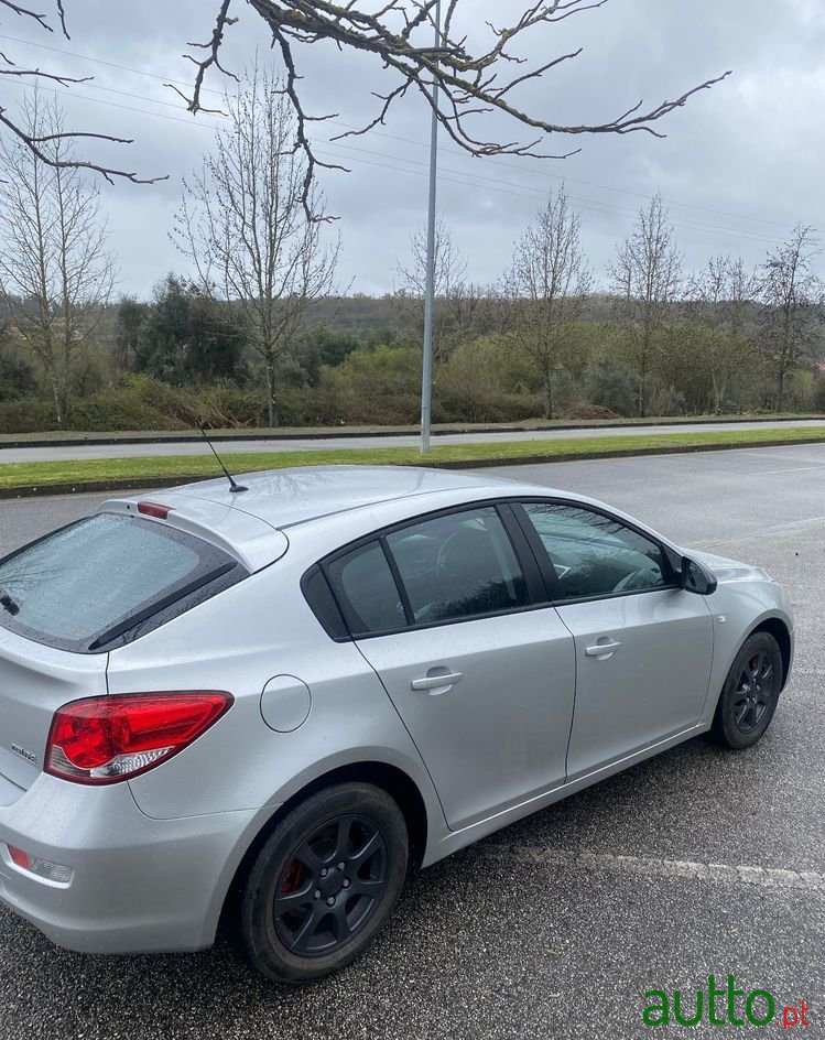 2012' Chevrolet Cruze 1.7 Lt photo #3