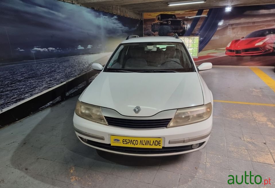 2003' Renault Laguna photo #2