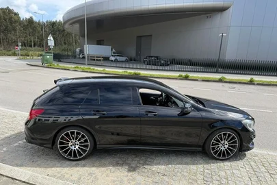 2015' Mercedes-Benz Classe Cla