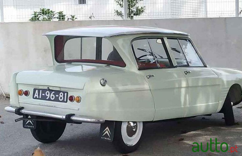 1963' Citroen Ami6 photo #2
