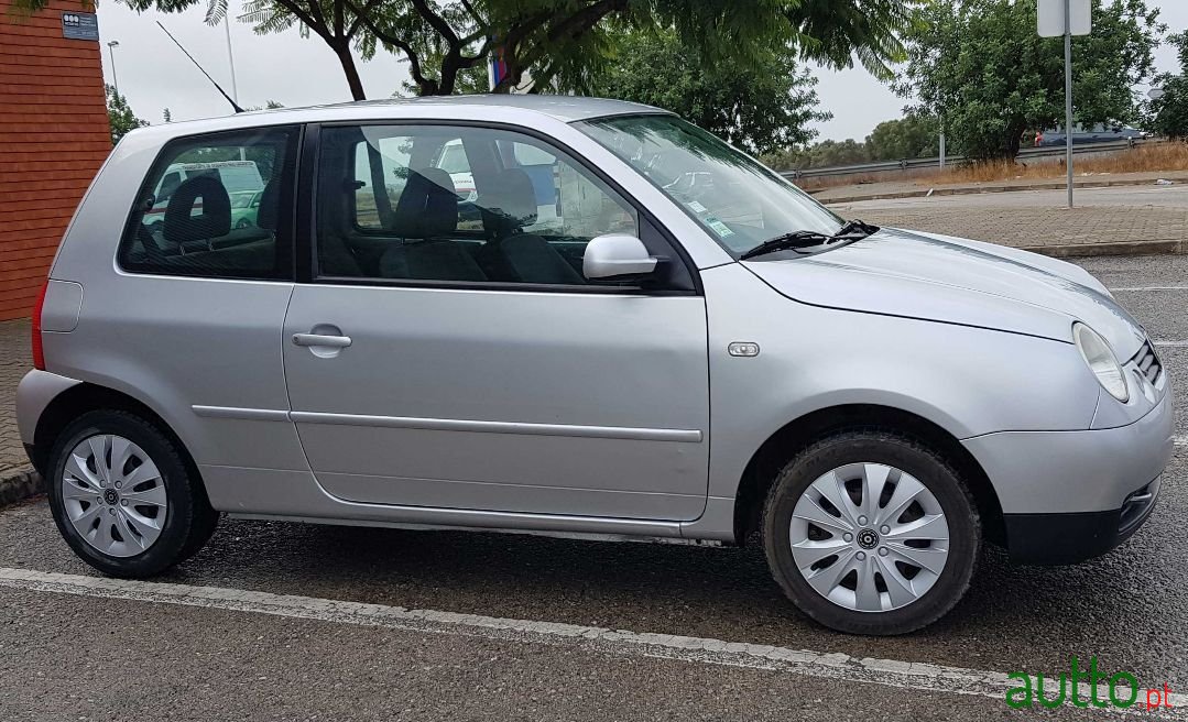 2002' Volkswagen Lupo photo #3