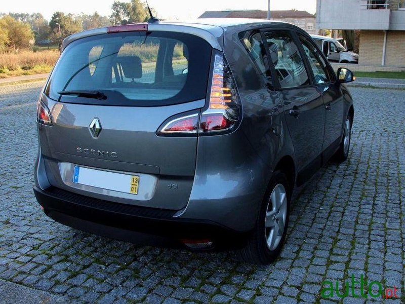 2013' Renault Scenic 1.5 Dci Exclusive Ss photo #1
