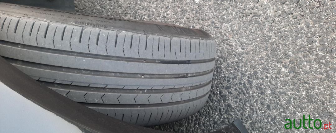 2008' Volkswagen Passat photo #6