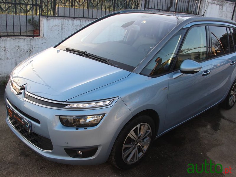 2014' Citroen C4 Grand Picasso photo #1