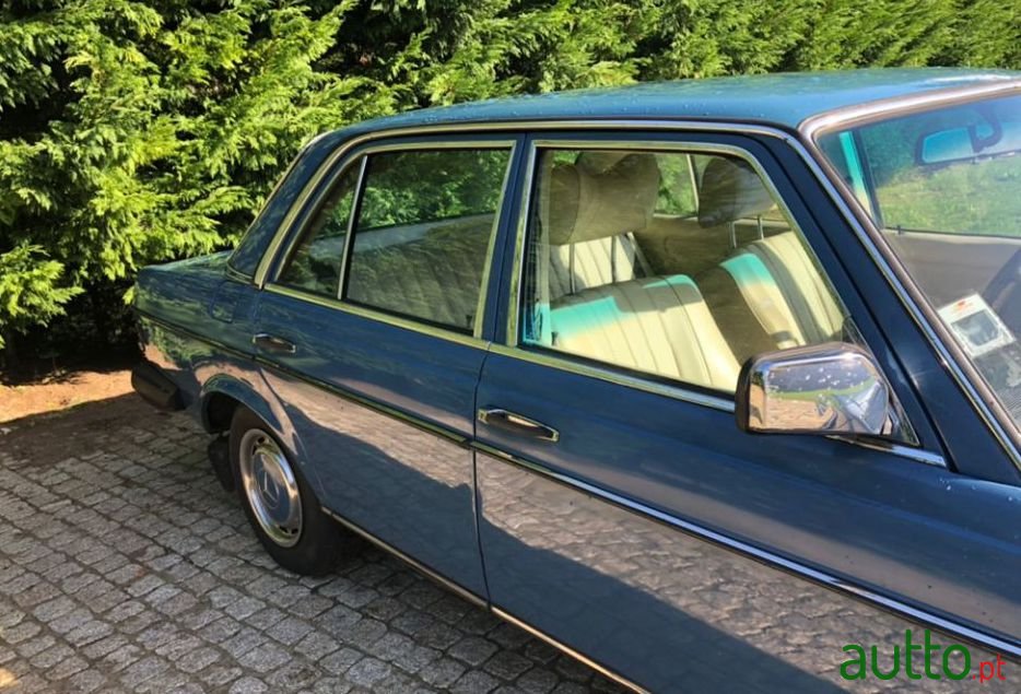 1977' Mercedes-Benz 240 Americano photo #4