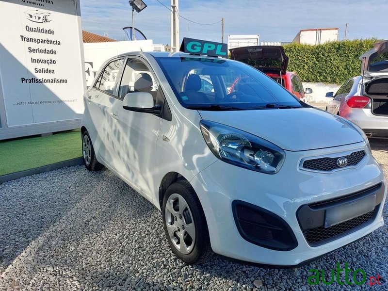 2015' Kia Picanto 1.0 Cvvt More Gpl photo #3