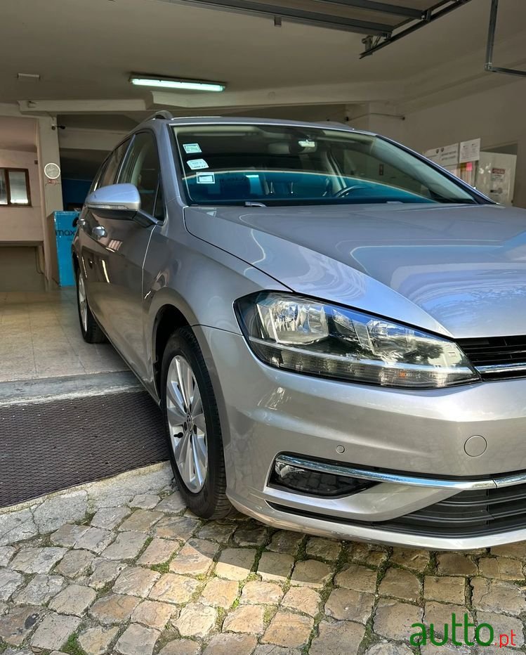 2019' Volkswagen Golf Variant photo #4