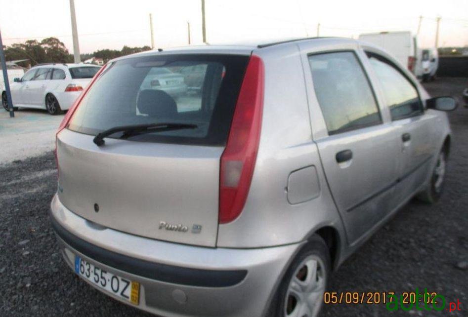 2000' Fiat Punto 1.2 Elx photo #2